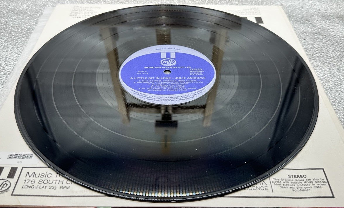 Julie Andrews - A Little Bit In Love Record In Good Condition 7579