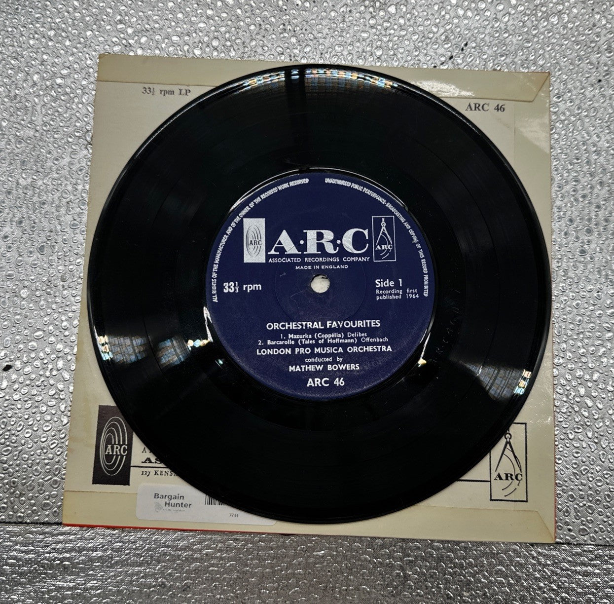 Orchestral Favourites 7” Record In Good Condition 7744