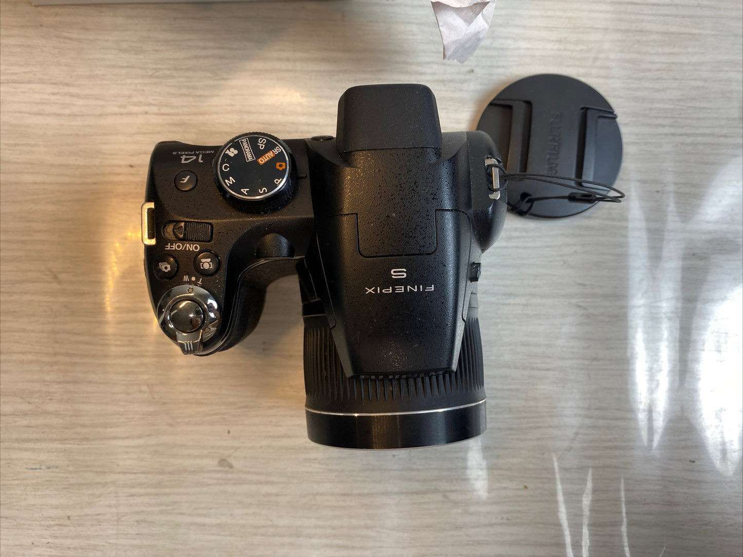 Fujifilm Finepix S3300 Camera In Good Condition 4108