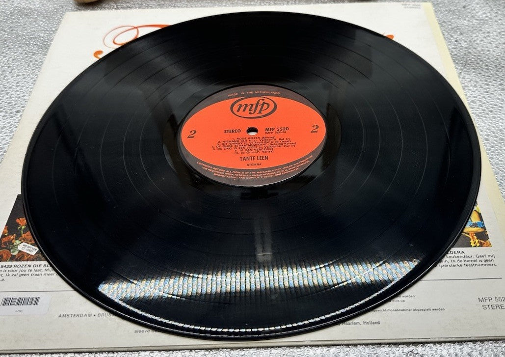 Tante Leen Record In Good Condition 6762