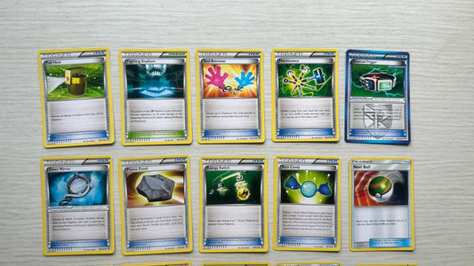 20 X Pokemon Trainer Cards Collection Random Years & Series 6388