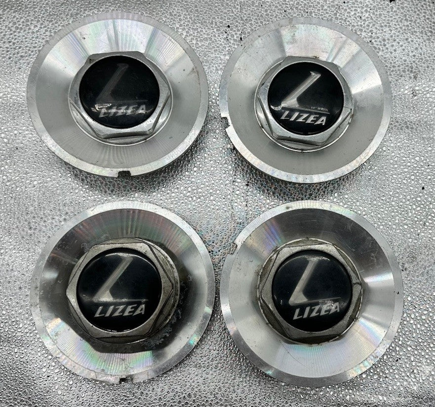 LIZEA Center Cap Wheel Cap Cover One Missing Back Plate Good For Display 8189