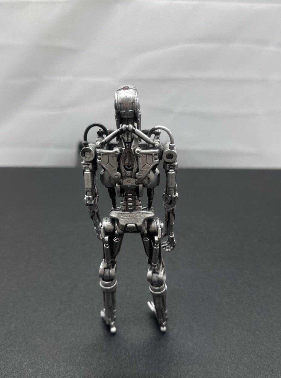 Terminator 2 Judgement Day T-800 Endoskeleton Movie Toy 2009 Playmates