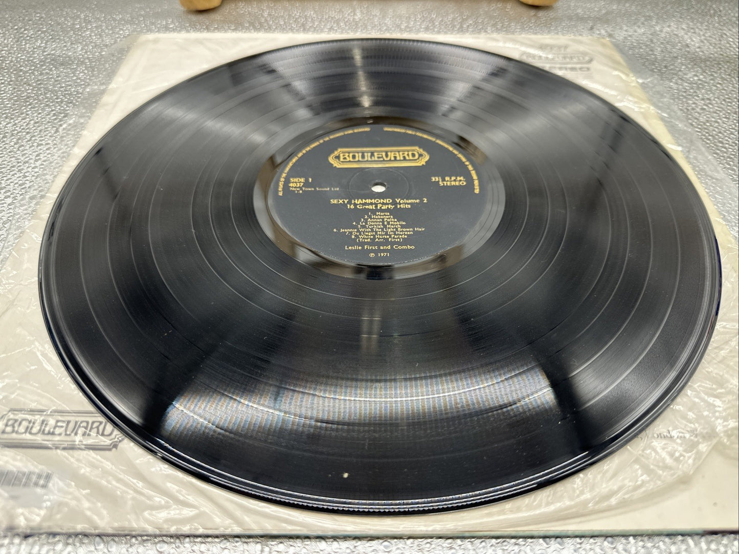 Sexy Hammond - 16 More Hits Volume 2 Record In Good Condition 6697