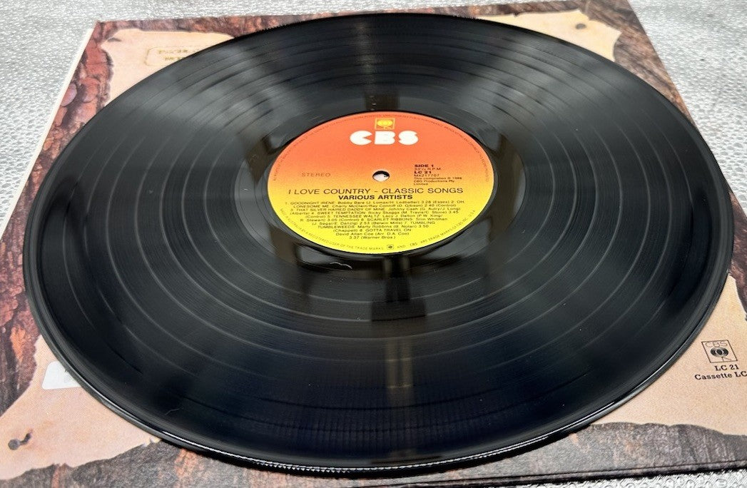 Classic Songs - I Love Country - Classic Songs Record In Good Condition 7692