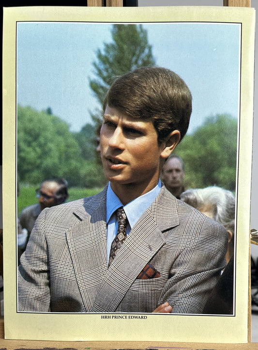 The Royal Family Magazine No 20 In Good Condition