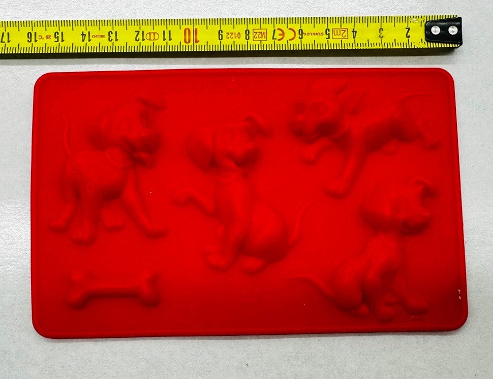 100 in 1 Dalmatians Disney Silicone Sugarcraft & Chocolate Molds Cake Decorating