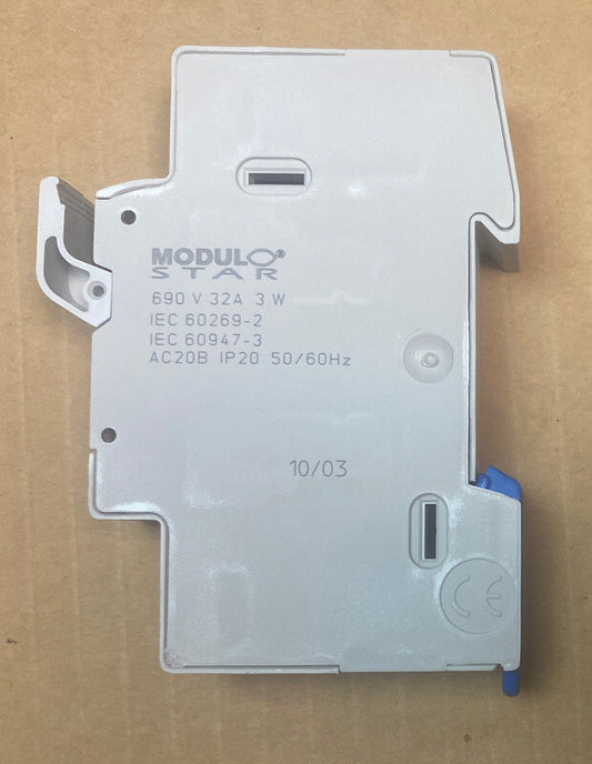 Ferraz Shawmut Fuse Base 32A Circuit fuse 12 Pack 690V