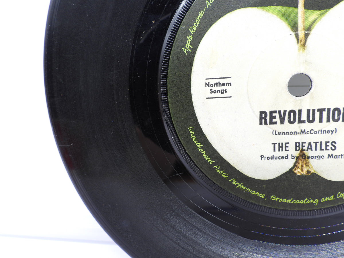 The Beatles Hey Jude / Revolution 7" Vinyl Single a 8493 Apple Records