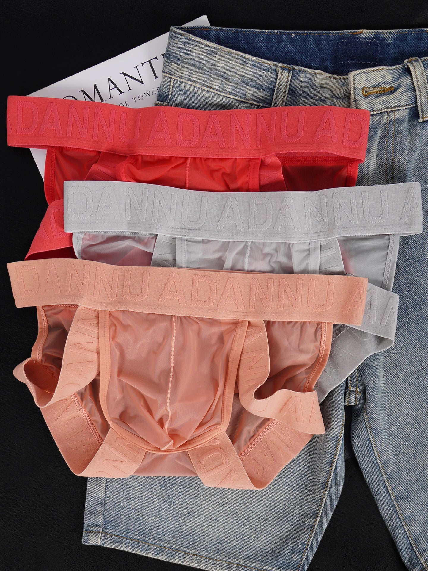 3 PCS Men's Modal Briefs U Convex Pouch Seamless Elastic Waistband Soft Skin-Friendly Breathable Underwear