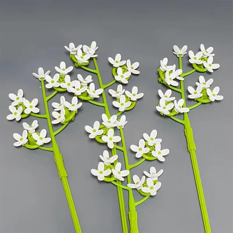 Creative 546PCS Pink lily Bouquet Building Blocks Jasmine Immortal Flowers Home Desk Plant Decoration Assemble Bricks Toys Gifts