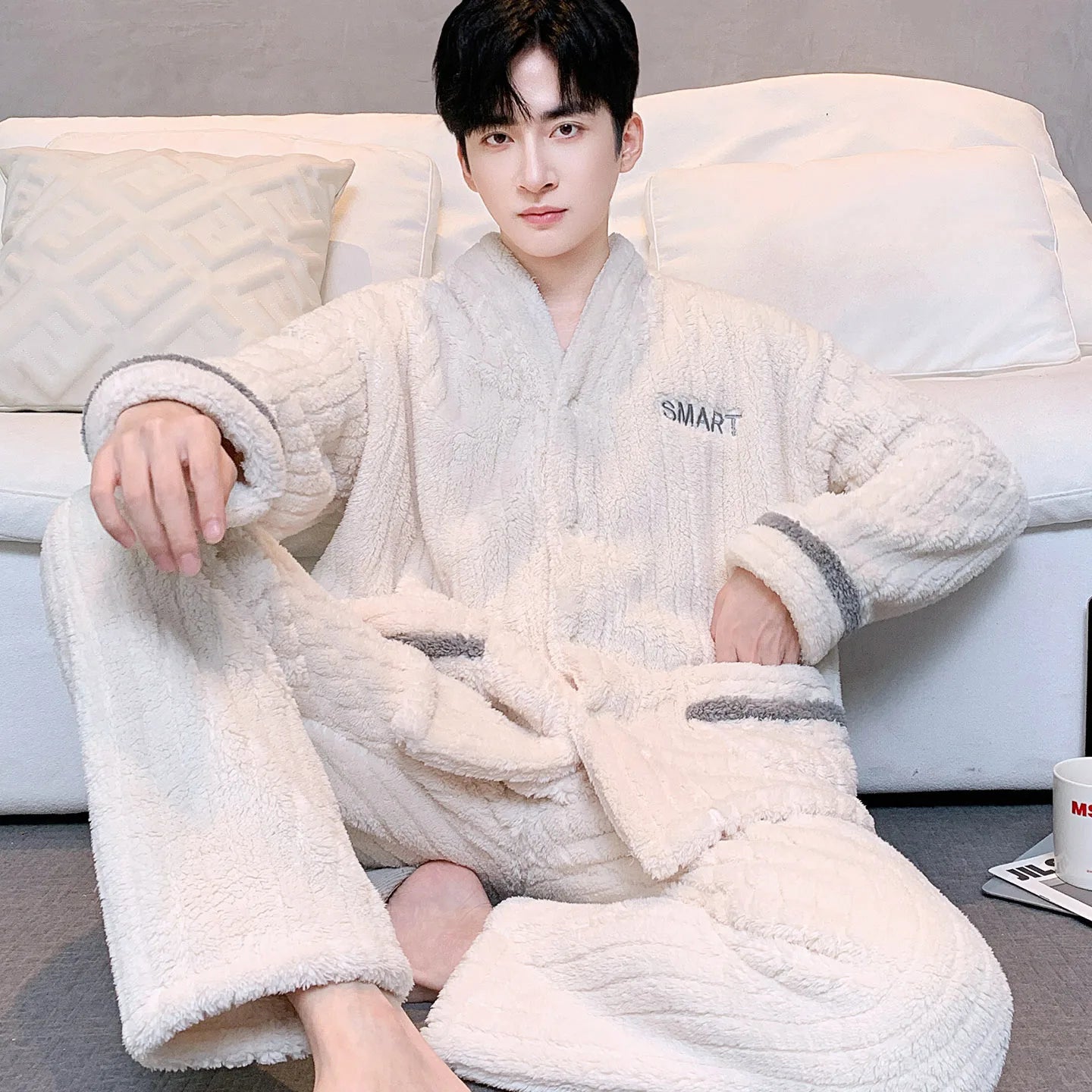 Thickened Flannel Coral Fleece Lined Sleepwear Set Men's Long Sleeve V-Neck Button Placket Home Clothes Suitable for Outdoor