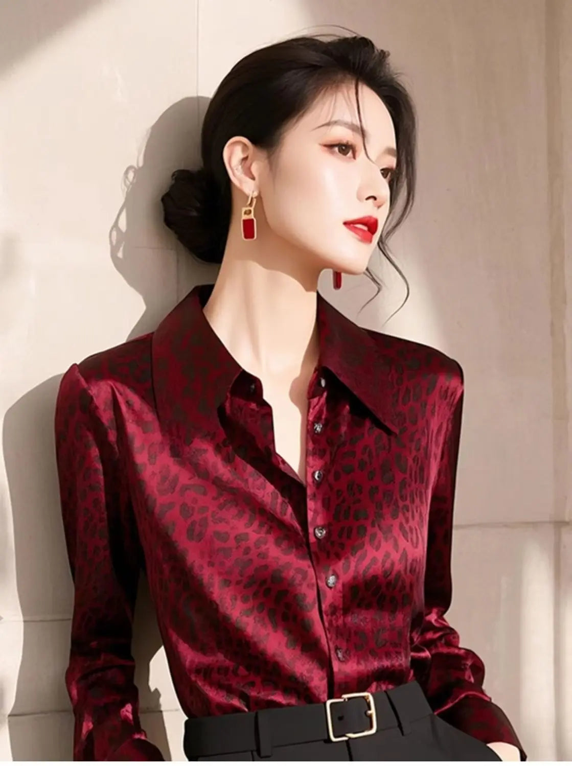 Red Leopard Print Long Sleeve Shirt Women's Fashionable Maturity Style Premium Quality Top Trendy Autumn 2025 Casual Wear