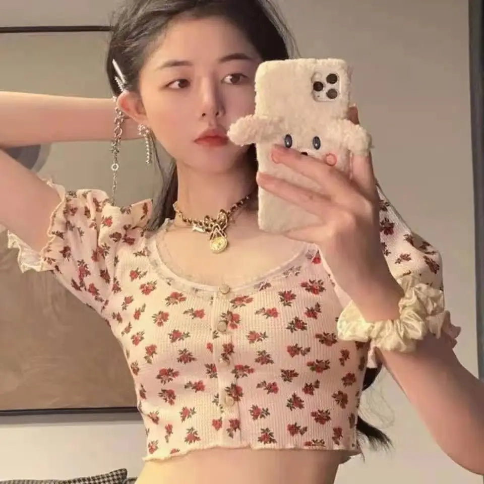 Floral Print Square Neck Short Sleeve Slim Fit T-Shirt Women's Summer 2026 New Bubble Sleeve Belly Baring Trendy Top