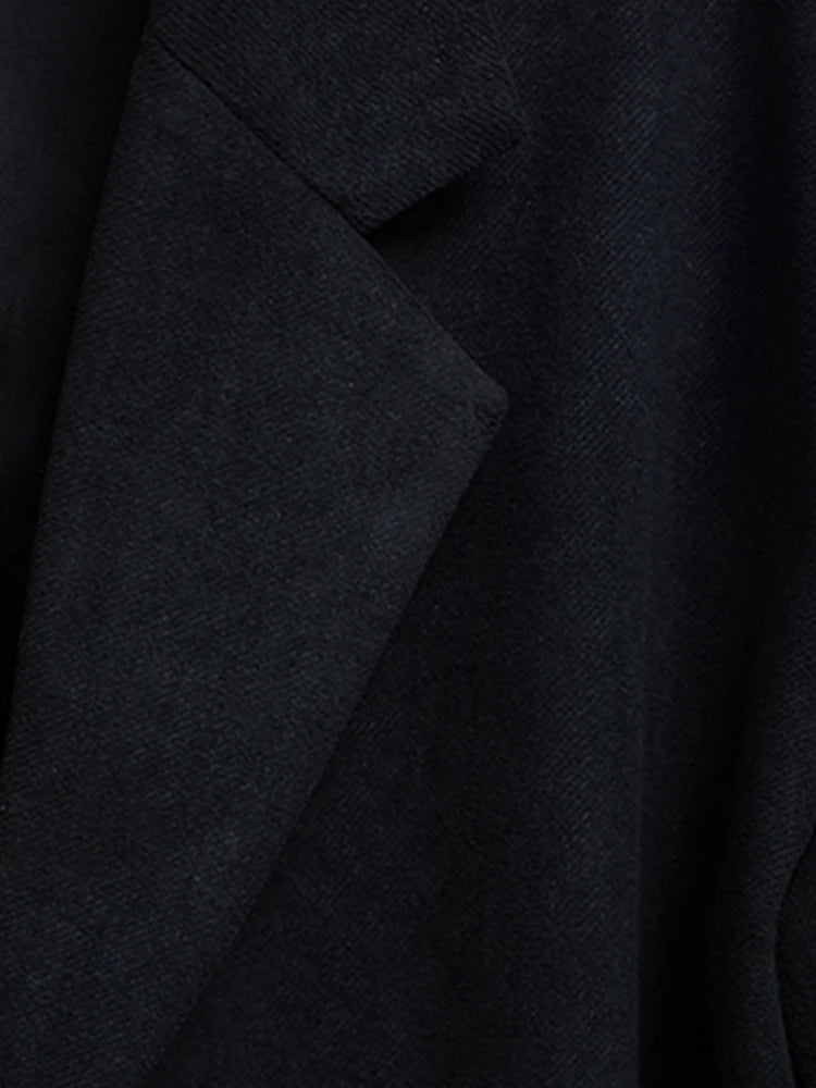 Mauroicardi Autumn Winter Long Oversized Black Woolen Trench Coat Men Shoulder Pads Single Breasted Luxury Cocoon Overcoat 2022