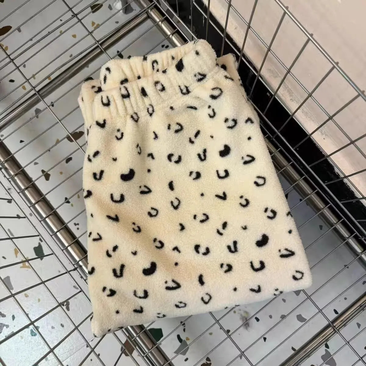 Thickened Fluffy Home Pants Floral Print Loose Fit Warm Winter Leisure Sleepwear for Men And Women Youth Size Comfortable