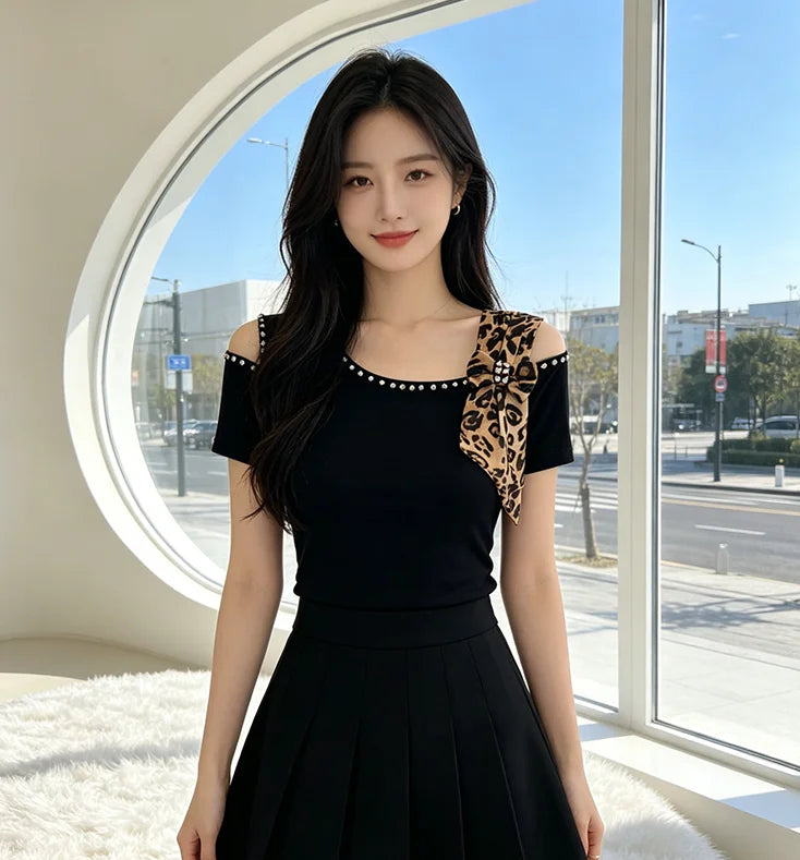 Summer New Off Shoulder Short sleeved T-shirt Korean Fashion Diamond Tops Slim Style Bowknot Women Shirt