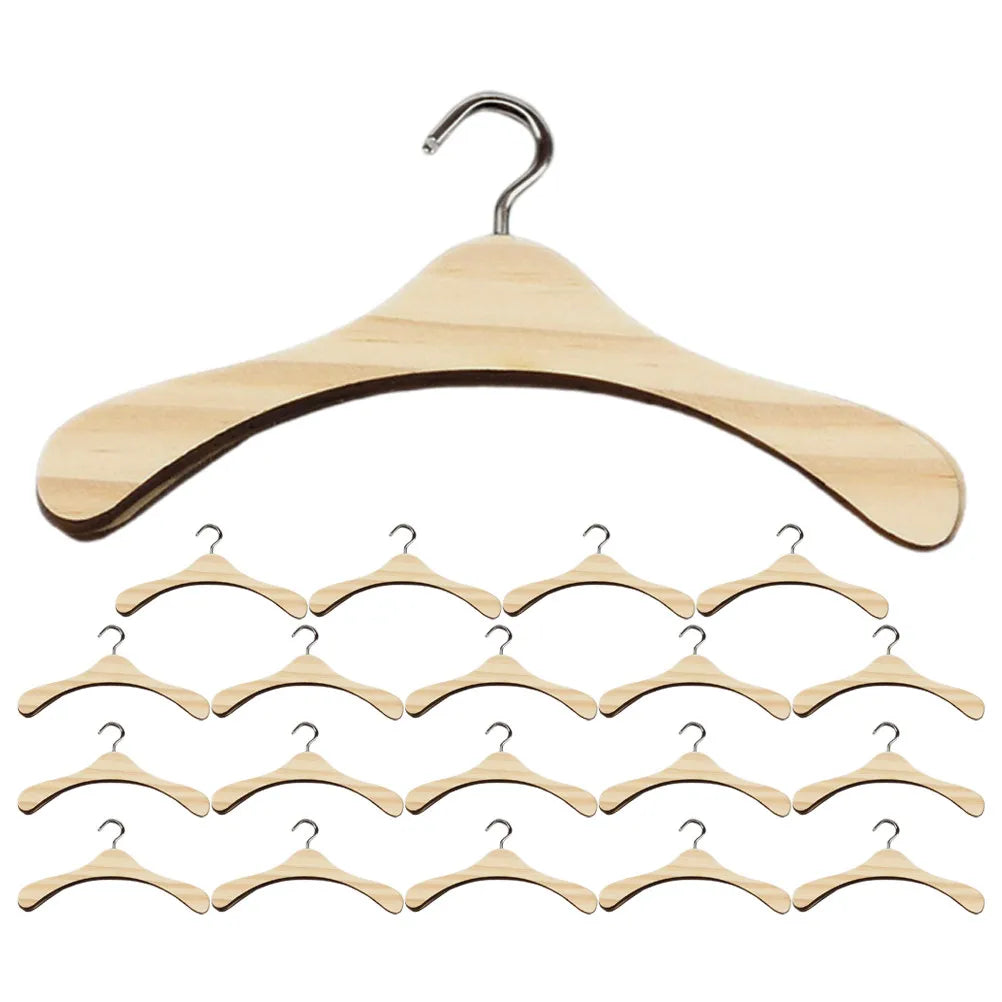 20Pcs Wooden Mini Closet Hangers 12Cm Wardrobe Organizer Storage Display Rack Elegant for Dollhouse Bedroom Furniture