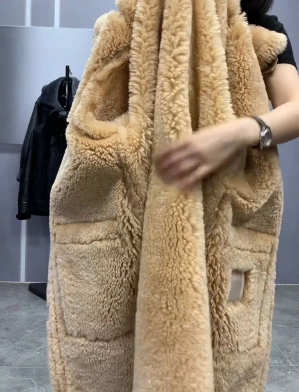 New Arrival Men and Women Winter Warm Coat Genuine Sheepskin Shearling Jacket Real Leather Jacket 100% Wool Liner Hooded XXXXXXL