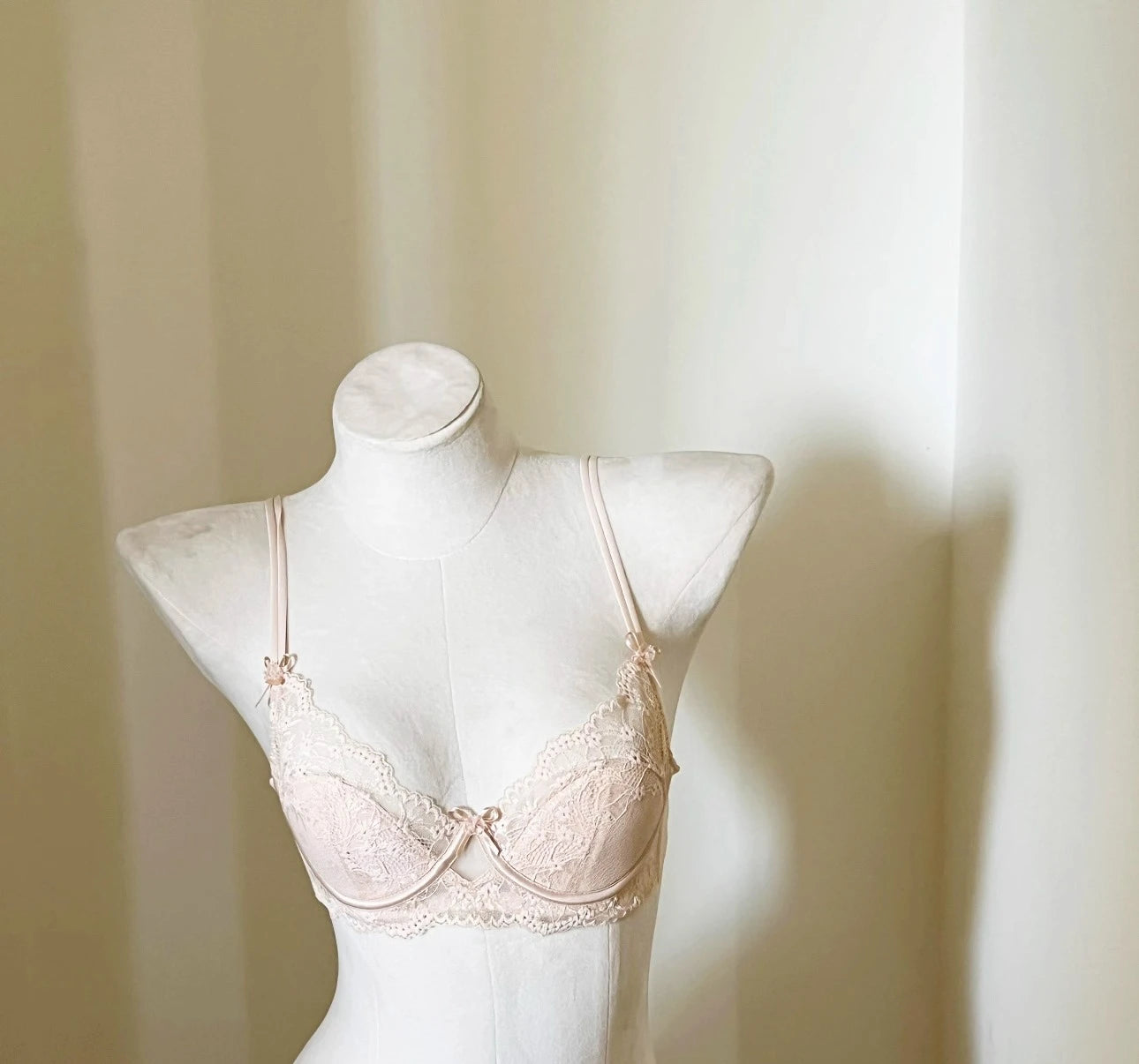 French Style Women's Minimizer Bra Sexy Lingerie Set Large Breast Support Half Cup Soft Underwire Anti Sagging Comfort Thin Bras
