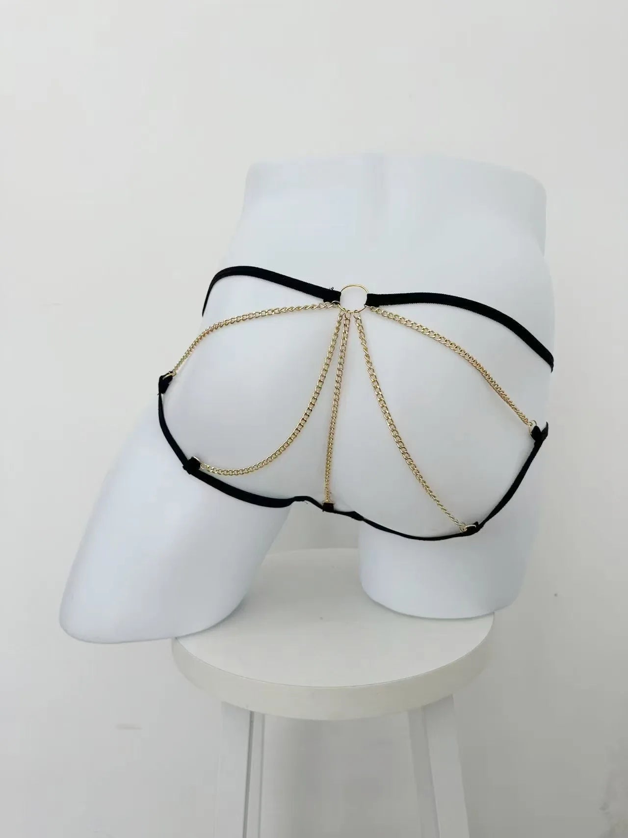 Men's sexy gold chain underwear, low-rise men's sexy thong