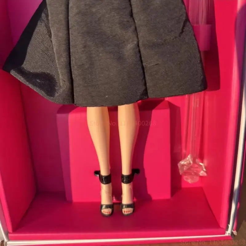 Genuine Barbie Signature Gold Label Gift Box Classic 1962 Collector'S Item Barbie Doll Black And White Princess Evening Dress
