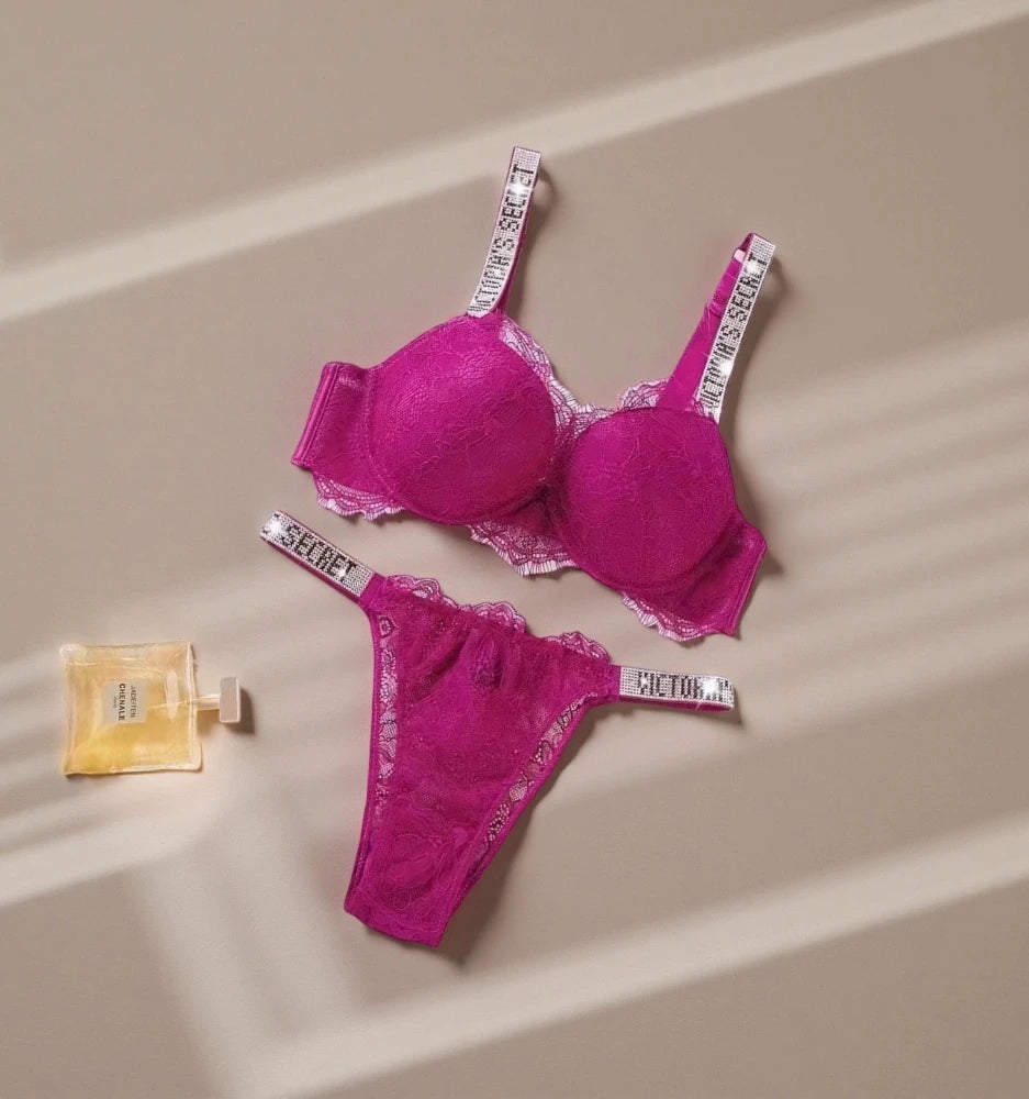 New Soft Victoria's Secret Bra and Panty Set Classic Women's Lingerie Set Sexy Lace Trim Pattern Breathable Gathered Padded