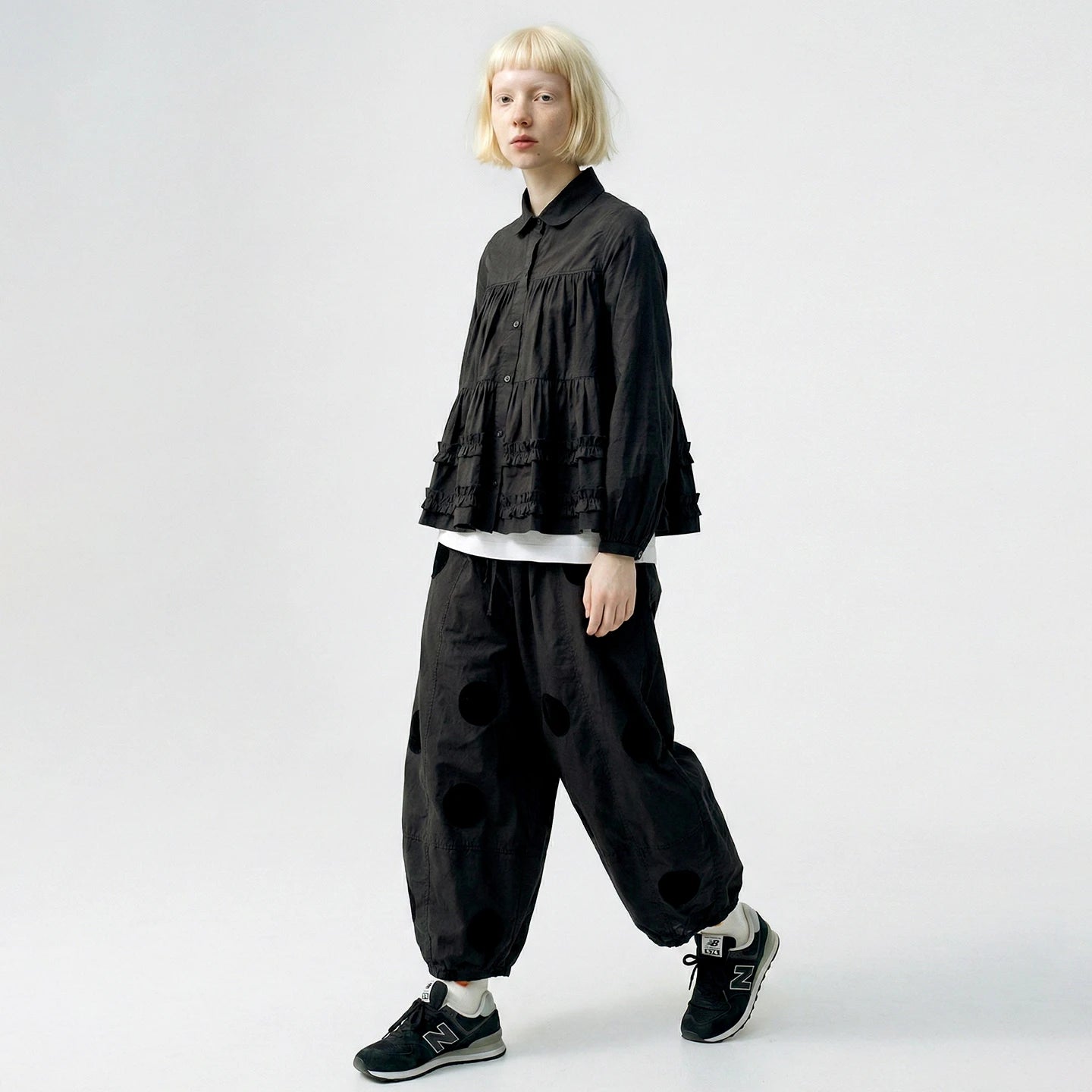 IMAKOKONI Black Polka Dot Balloon Pants Women Elastic Waist Drawstring Wide Leg Cropped Trousers Casual Loose Pants 265404