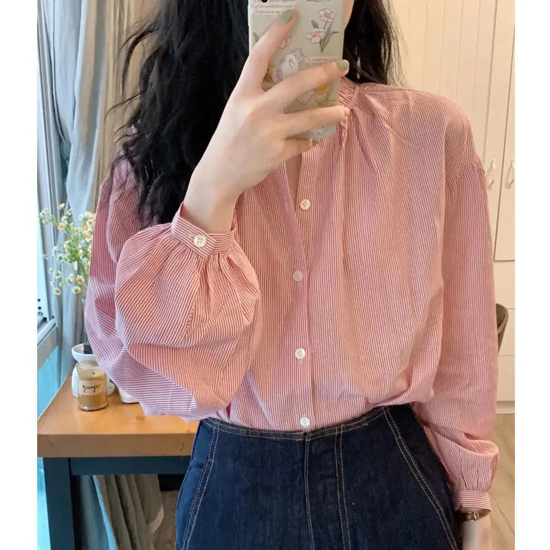 Elegant Pink Silk Stripe Shirt Women's Summer Design High-End Feel Small Size Chic Top Commute Style Loose Fit Long Sleeve