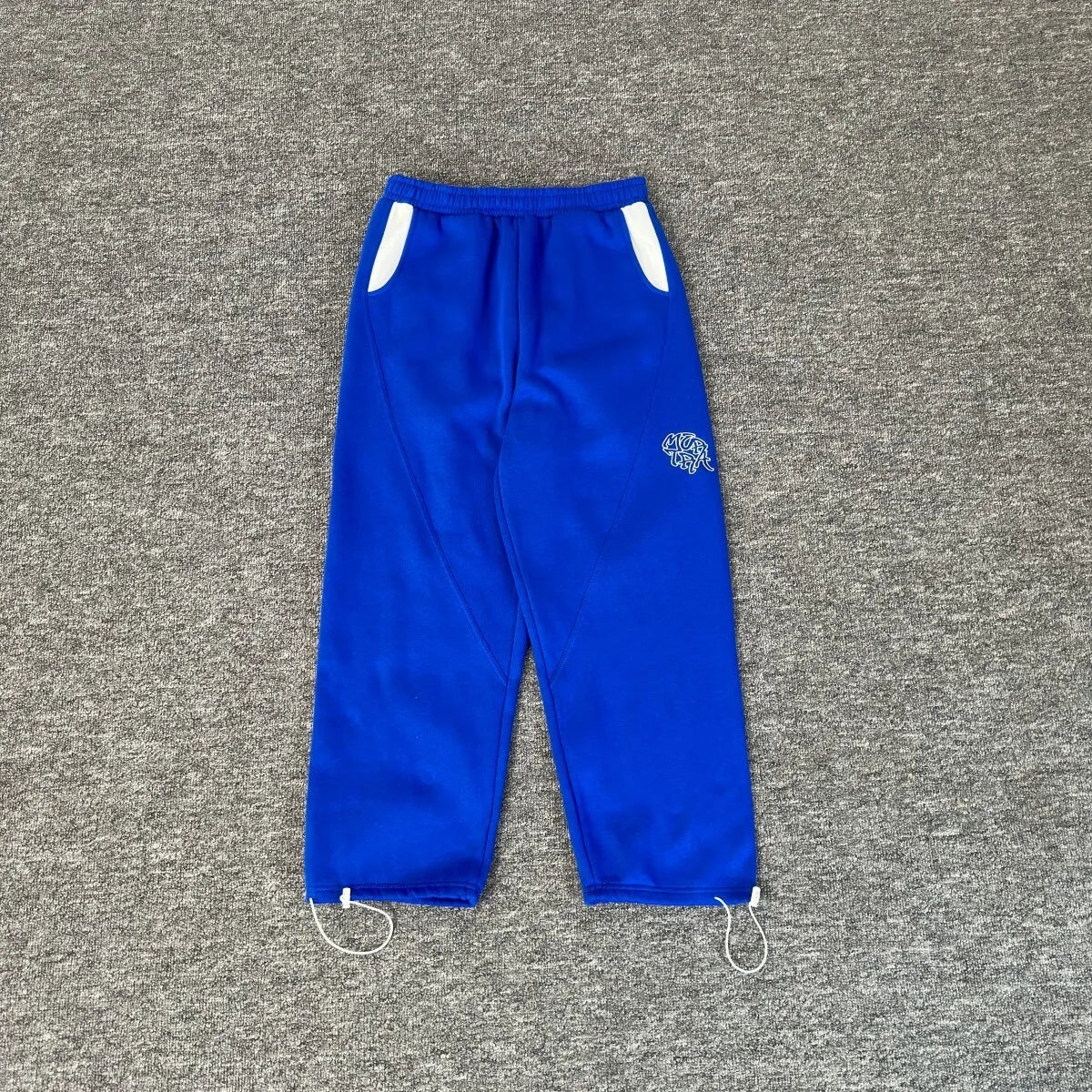 Mertra Classic Embroidered Logo Fleece Lined Loose Fit Straight Leg Casual Trousers Men Women Versatile Comfortable Long Pants