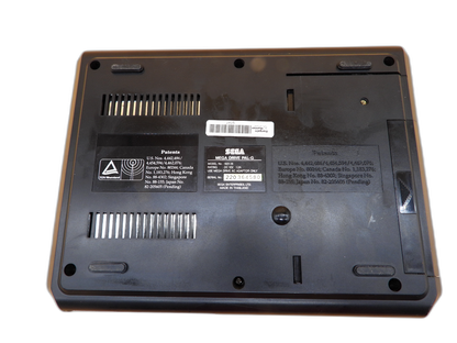 Sega Mega Drive 16 Bit Console Pal PARTS ONLY DISPLAY NOT WORKING 