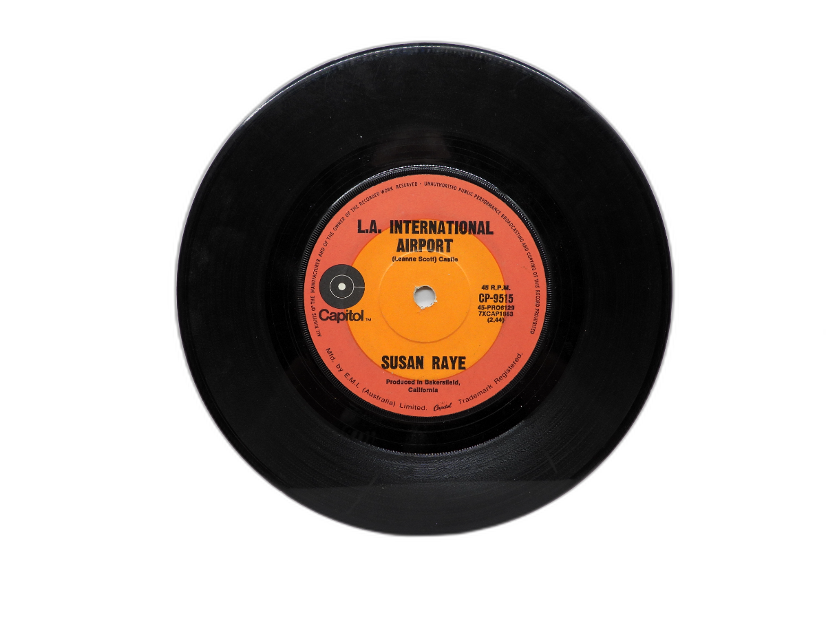 Susan Raye L.a. International Airport / Merry Go Round of Love 7" Vinyl Single C