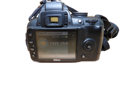 Nikon D3000 Dslr Camera With 18 55mm Vr Lens