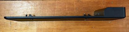 262 HP 2013 UltraSlim Docking Station HSTNN-1X10 D9Y32AA#ABG BROKEN SIDE
