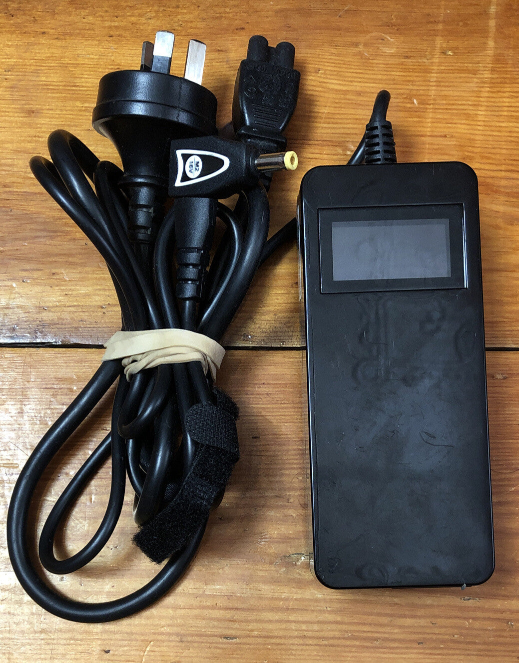 353 INKI1-90LD Universal Power Adapter ONLY ONE ADAPTER