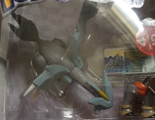 Pokemon 4 Figure Gift With 4 Pokédex ID Tags Pack Brand New