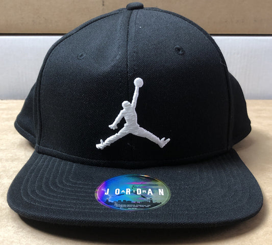M705 Air Jordan Wings Snap Cap / Hat In Good Condition Adjustable Sizing