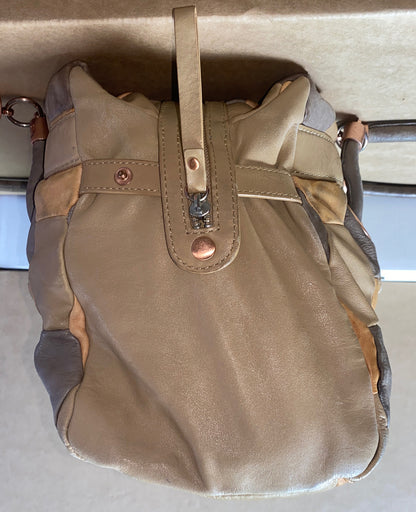 M647 Mimco Large Handbag Beige Tan Brown colour In Good Condition + Free Post