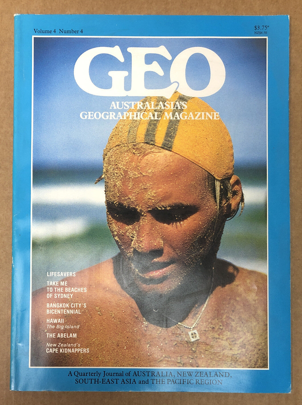 Australasia's Geographic Magazine Vol. 4 No.4 In Good Condition