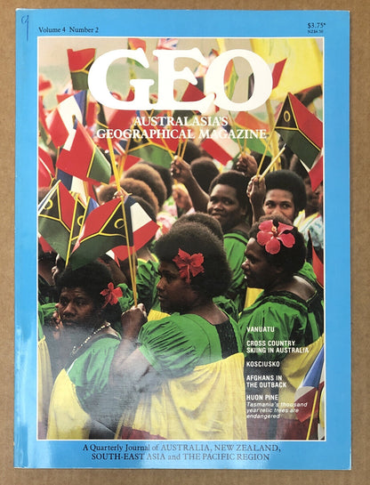 Australasia's Geographic Magazine Vol. 4 No.2 In OK Condition