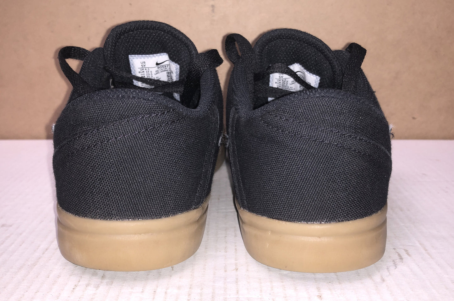 M737 Nike SB Kid's Sneakers shoes Black US 5y UK 4.5 Great Condition