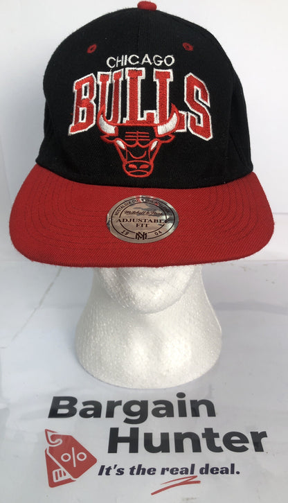 F2 Chicago Bulls NBA Baseball Cap / Hat In Good Condition Adjustable Sizing