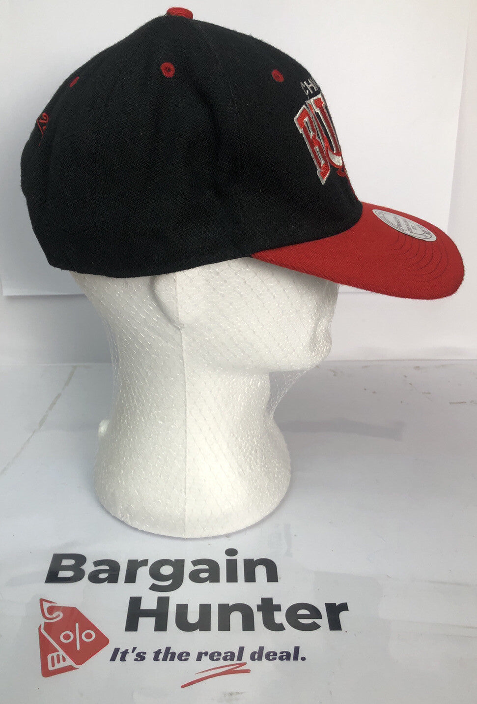 F2 Chicago Bulls NBA Baseball Cap / Hat In Good Condition Adjustable Sizing