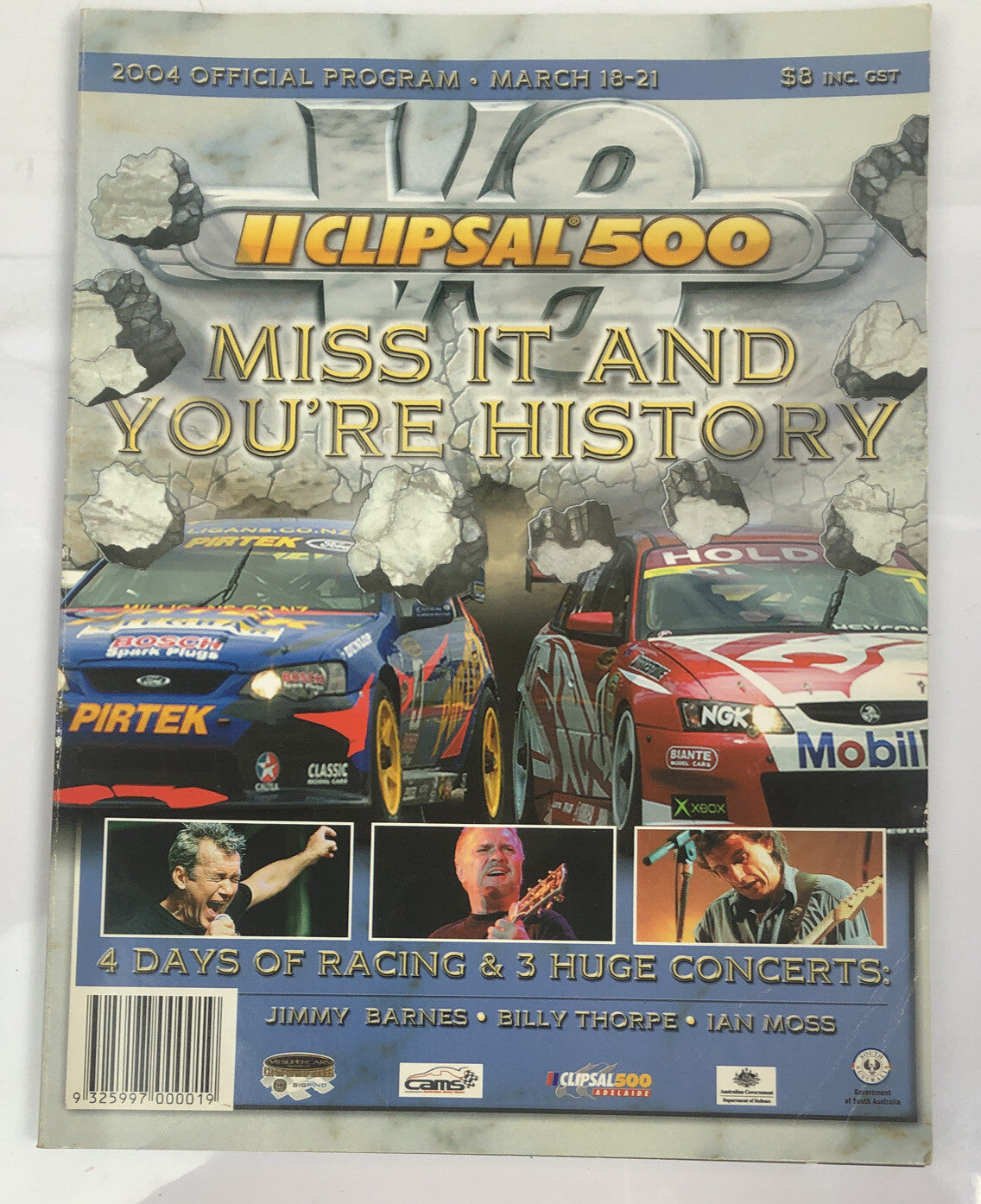 V8 Clipsal 500 Adelaide 2004 Offical Program Vintage Magazine In Good Condition