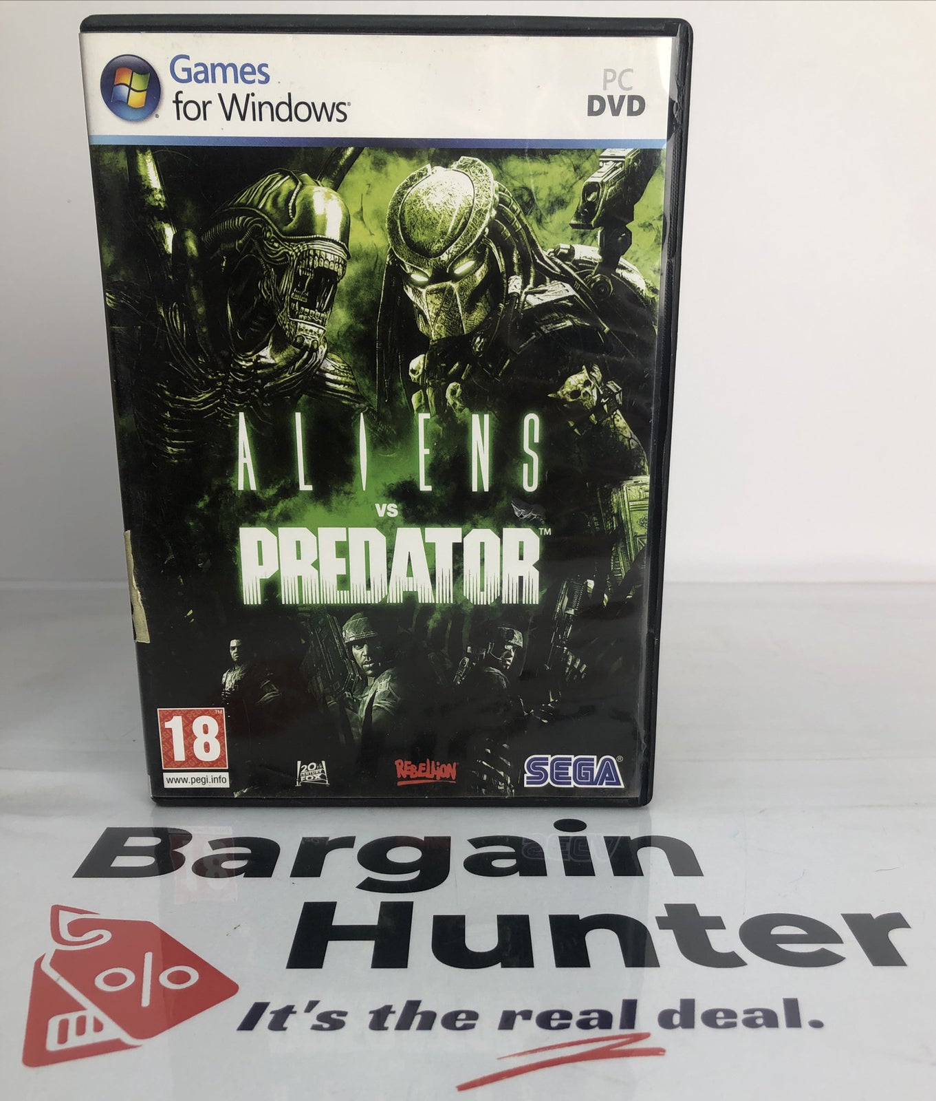 3087 Aliens Vs Predator PC complete Game In Good Condition