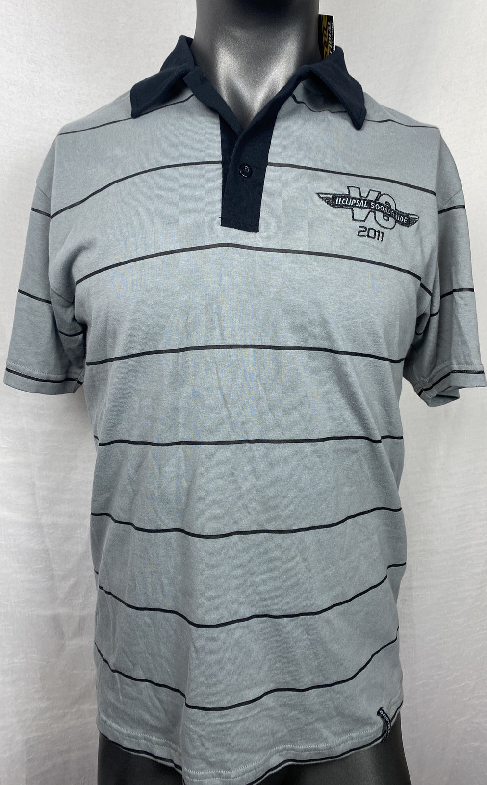 V8 Supercars Clipsal 500 Adelaide 2011 Short Sleeve Shirt Size M Brand New F165