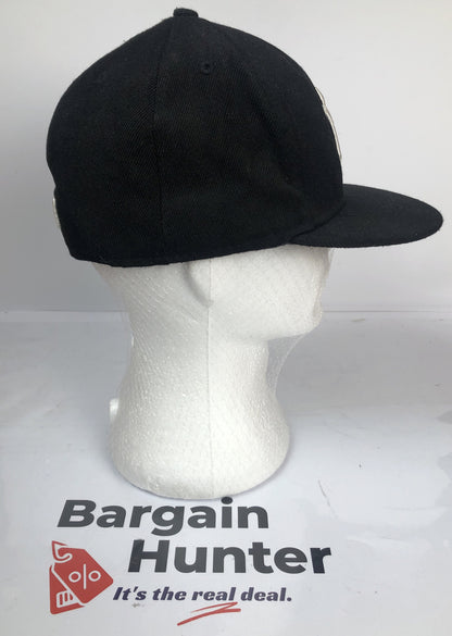 F172 New Yorks Yankees Baseball Cap In Good Condition Sizing 7 / 55.8cm
