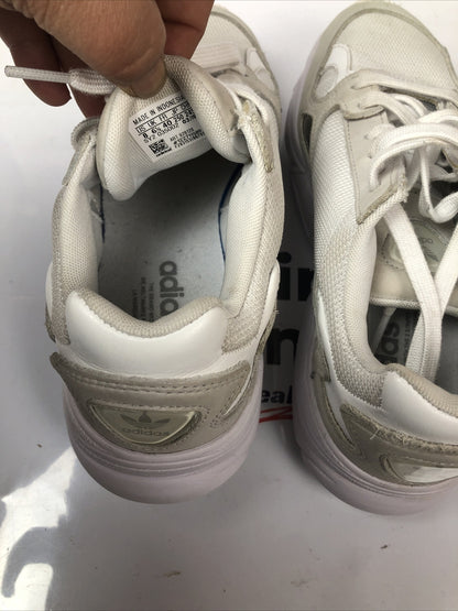 F265 Adidas Torsion Ladies White sneakers shoes US 8 UK 6 1/2