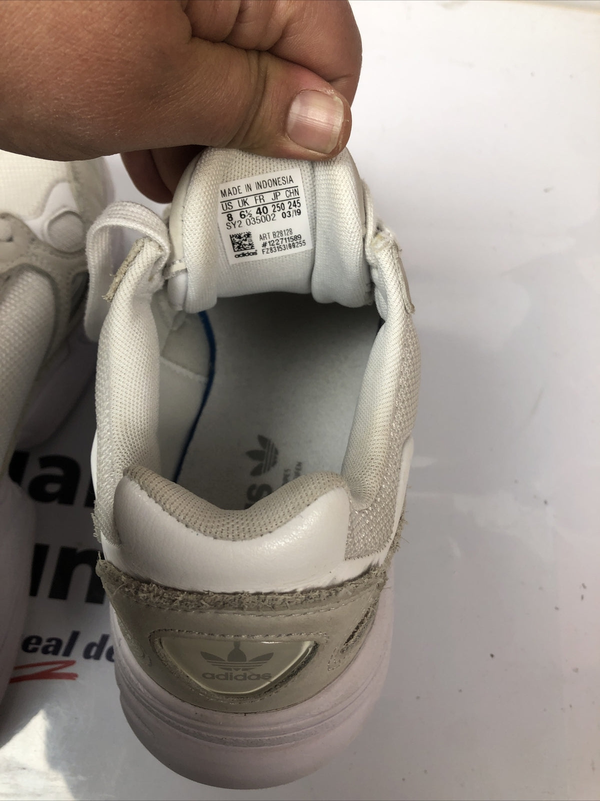 F265 Adidas Torsion Ladies White sneakers shoes US 8 UK 6 1/2