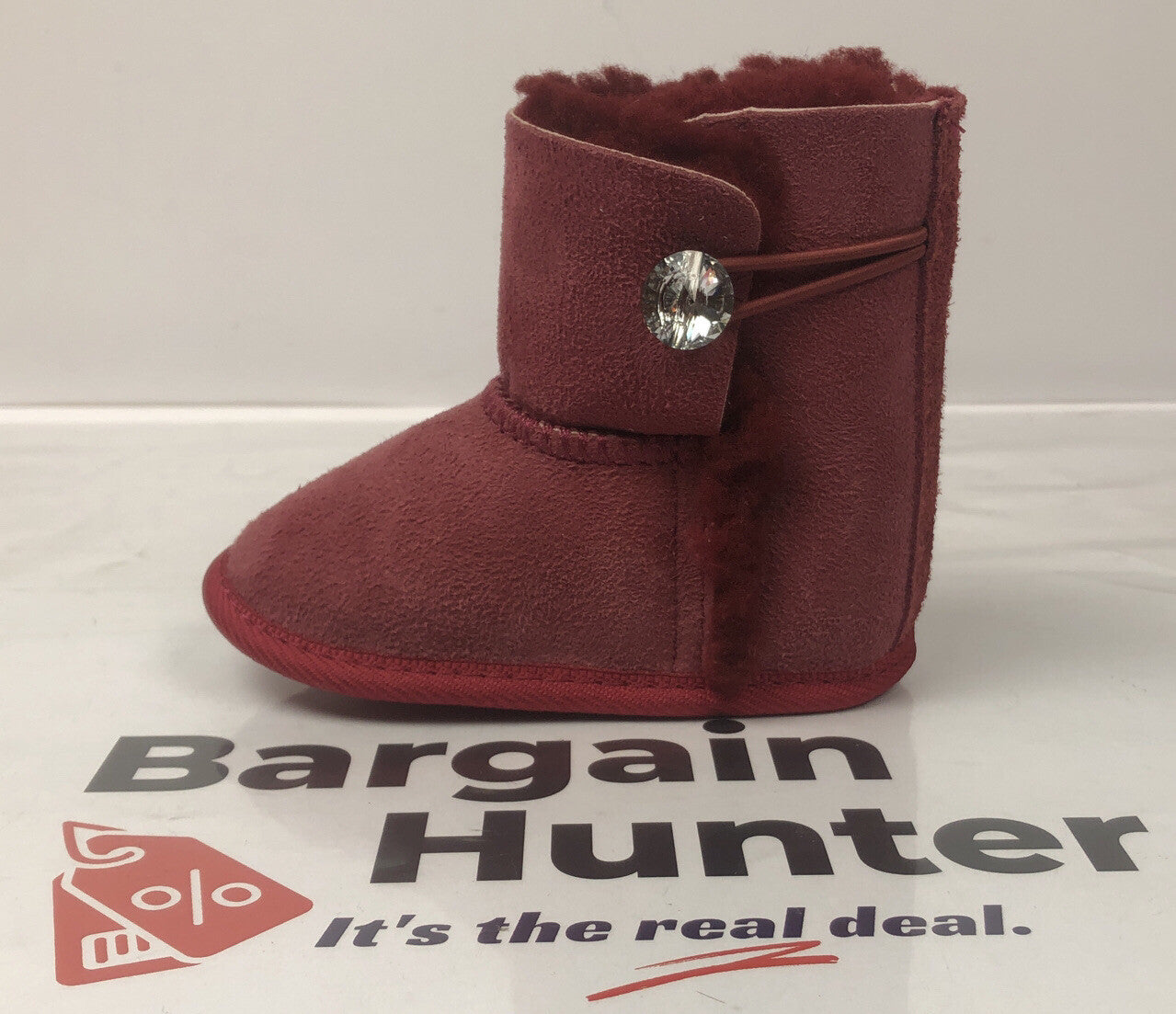 M746 UGG Australia Girls Kids Boots Wool Insole Red Sizing 3 - 4 VGC